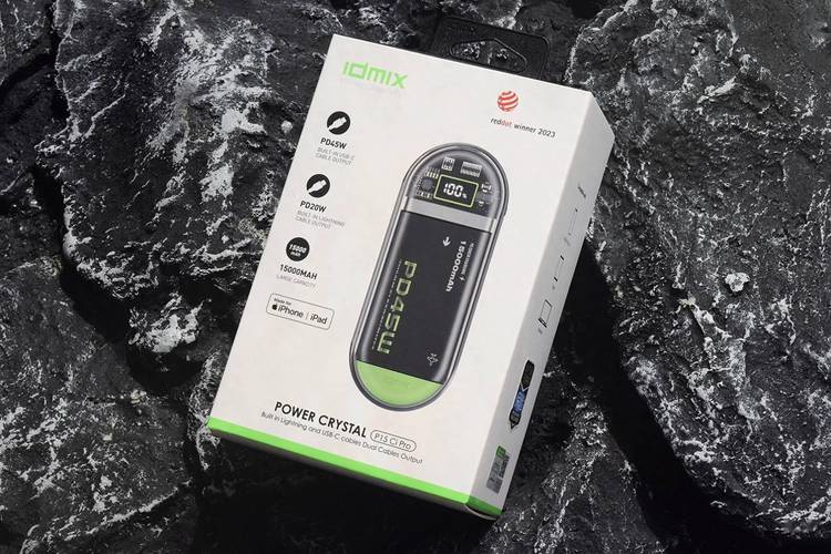 实力爆棚,颜值拉满!idmix双线赛博移动电源太空舱先锋版体验
